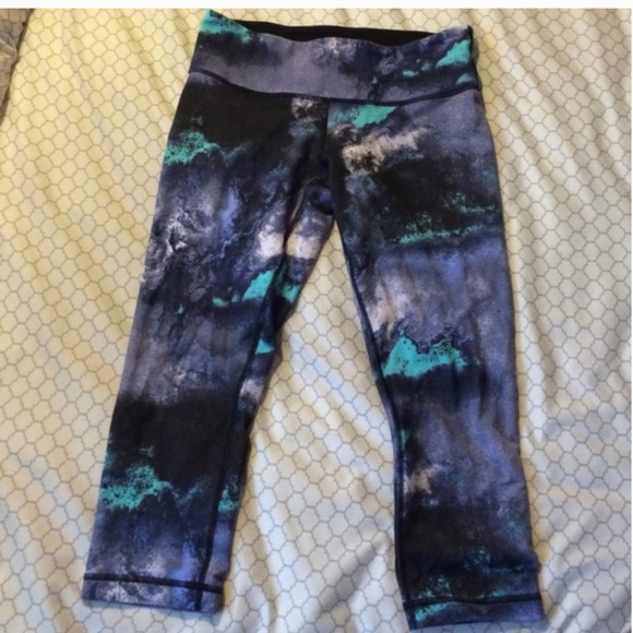 lululemon wunder under crop RARE milky way size 2 - Picture 2 of 9